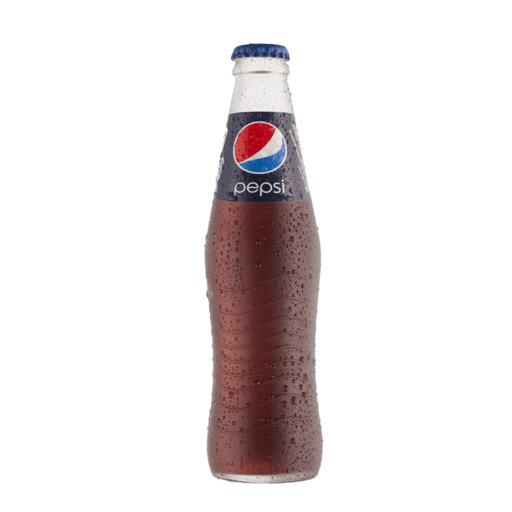 파란색 모자를 가진 펩시 소다 병이 있습니다